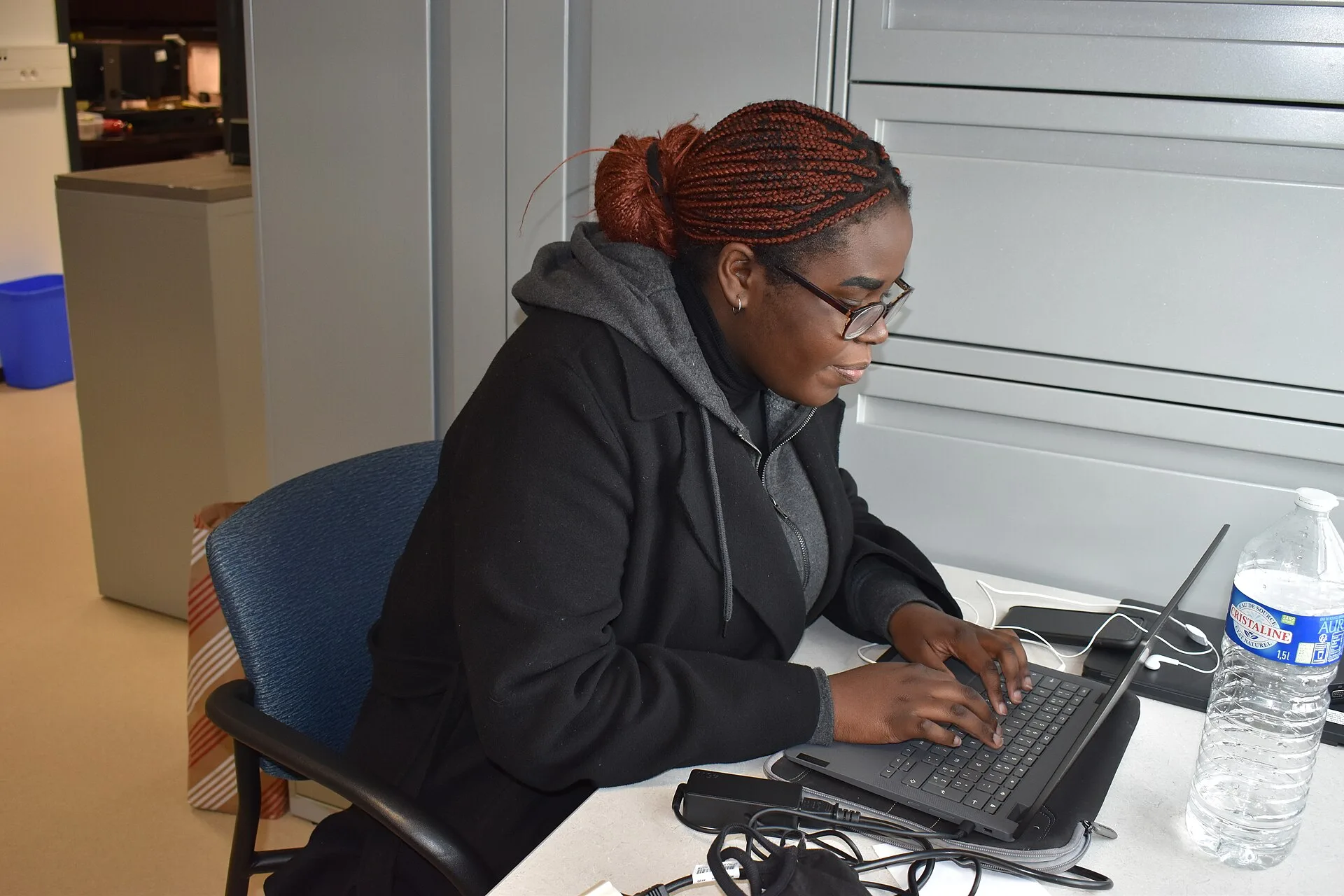 CHIÈVRES, Belgium – Maryse Wetuyizila-Miezi, an intern from the University of Mons, works at her desk at the Religious Support Office Feb. 21. Since February, local Belgian college students have been helping U.S. Army Garrison Benelux at Chièvres Air Base accomplish its mission by participating in t. Must a business internship be paid? The FLSA test explained