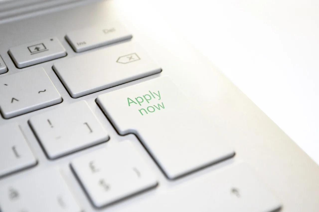 application, apply now, english, keyboard, enter, button, computer, light, green, looking for a job, job application, job search, input, job, online, apply online, application, apply now, apply now, apply now, apply now, job application, job application, job search, job search, job search, job search, job search, apply online. Ontario and Quebec marketing job markets compared for bilingual roles