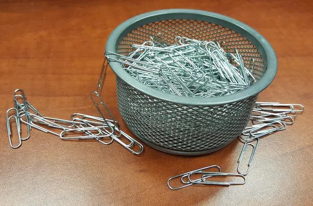 paper clips, office supplies, office, chain, stationery, desk, brown office, brown desk, paper clips, paper clips, paper clips, paper clips, paper clips, office, United States, Texas, Houston. What does a supply chain analyst earn in the Midwest?